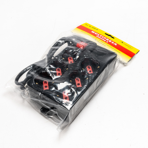 Multipresa Rettangolare Universale Serie Square · 6 Prese Schuko · Interruttore ON/OFF · Nera