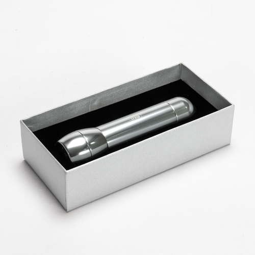 Torcia in alluminio · 5 LED bianchi · Super Luminosi· Finitura Cromata