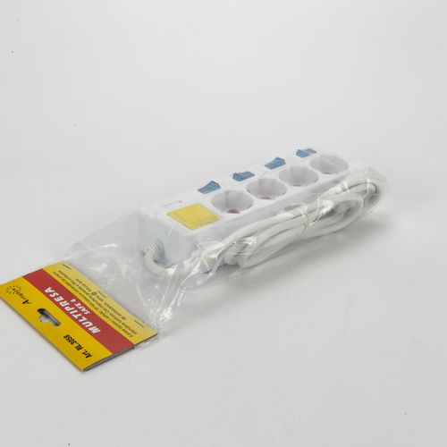 Multipresa Serie Safe · 4 Prese con Singolo Interruttore ON/OFF · Protezione da Sovraccarico