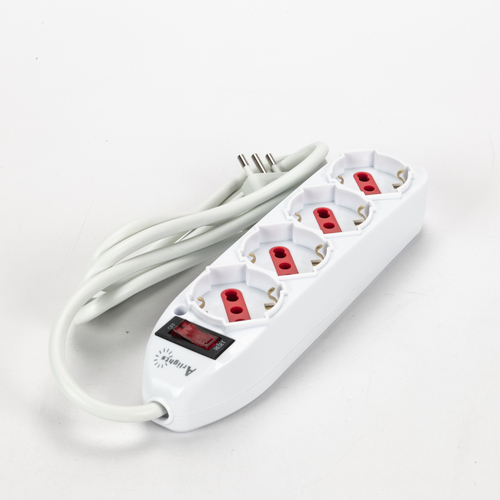 Multipresa Serie New Easy · 4 Prese Schuko · Spina Salvaspazio · Protezione da Sovraccarico